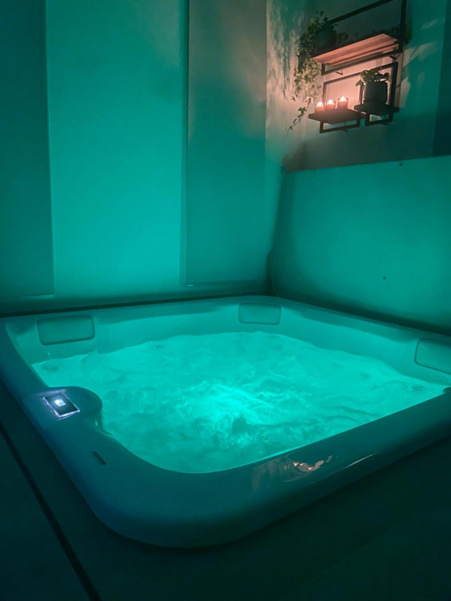 Logement Avec Jacuzzi جوكاس المظهر الخارجي الصورة