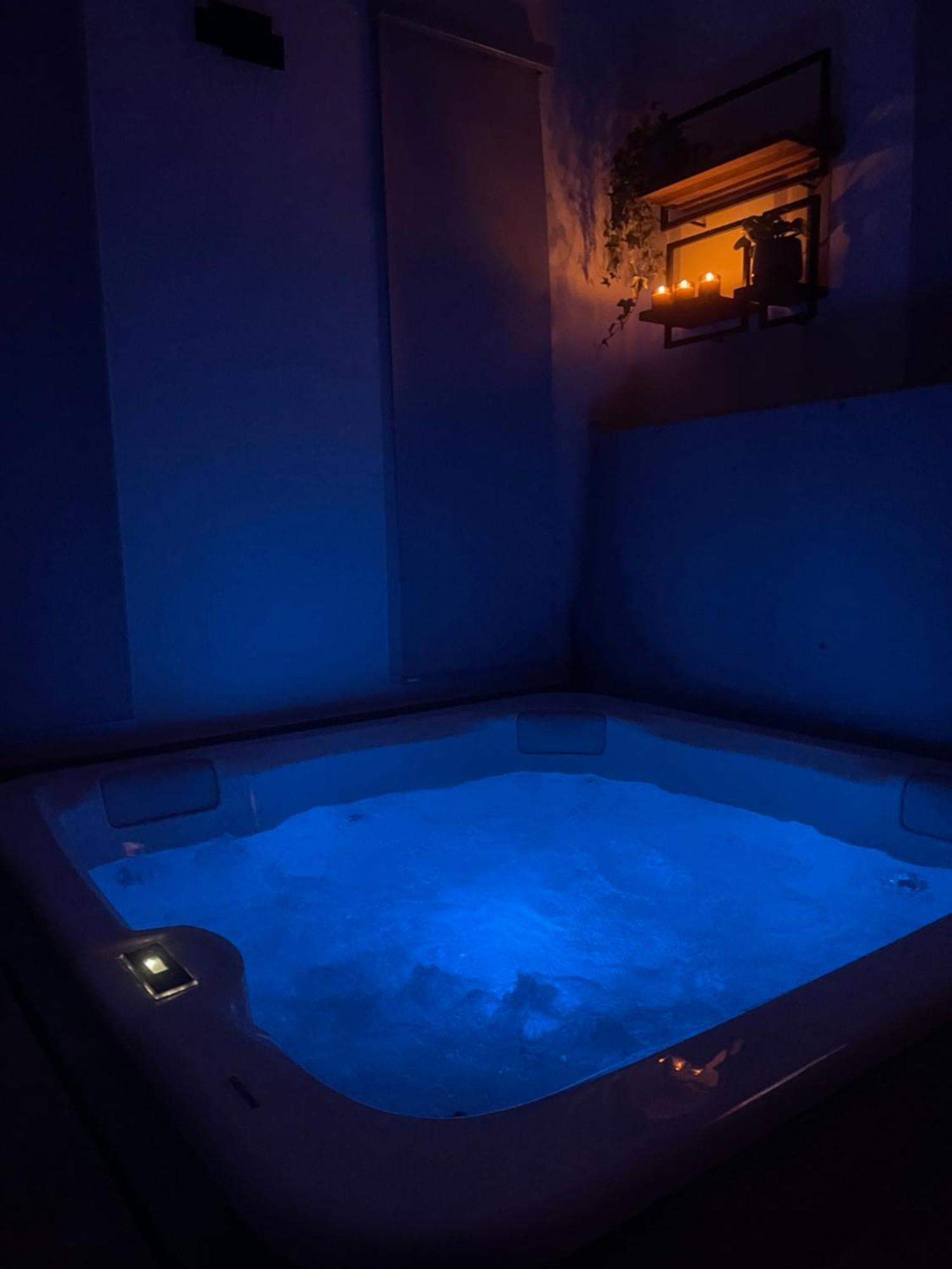 Logement Avec Jacuzzi جوكاس المظهر الخارجي الصورة